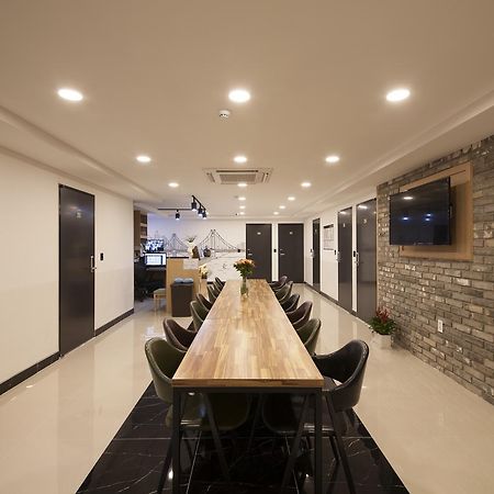 Cioharu Guesthouse Gwanganri Busan Bagian luar foto