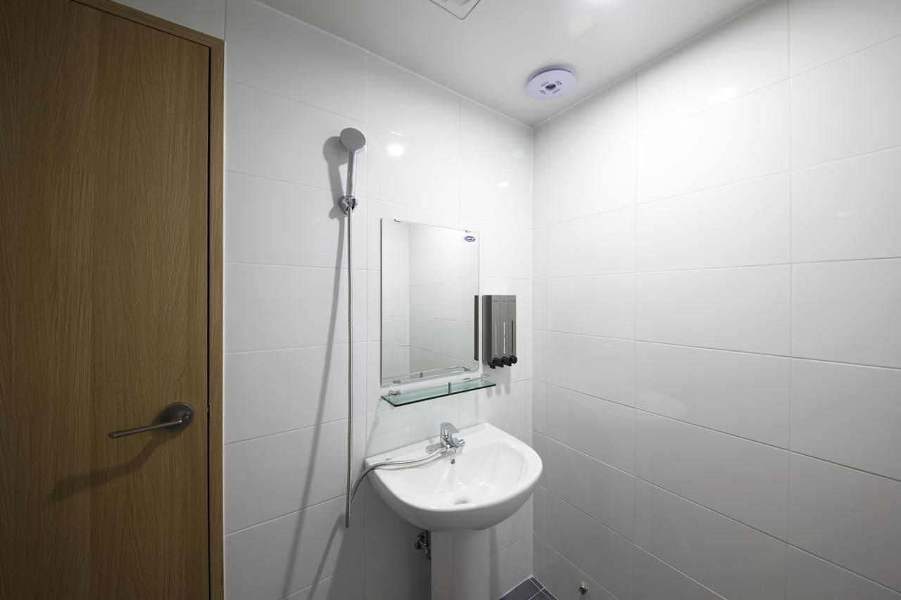 Cioharu Guesthouse Gwanganri Busan Bagian luar foto