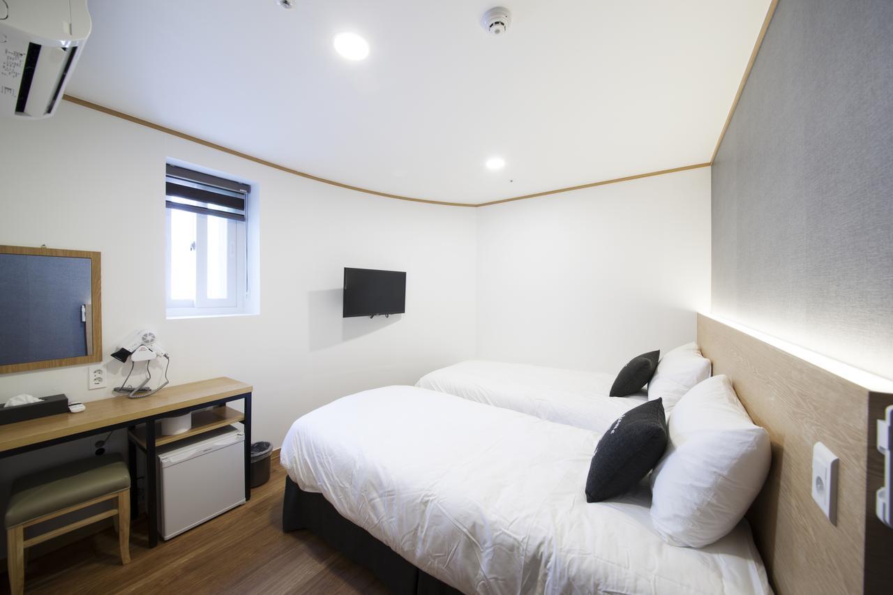 Cioharu Guesthouse Gwanganri Busan Bagian luar foto