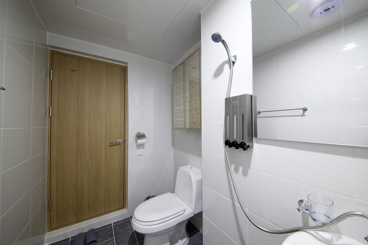 Cioharu Guesthouse Gwanganri Busan Bagian luar foto