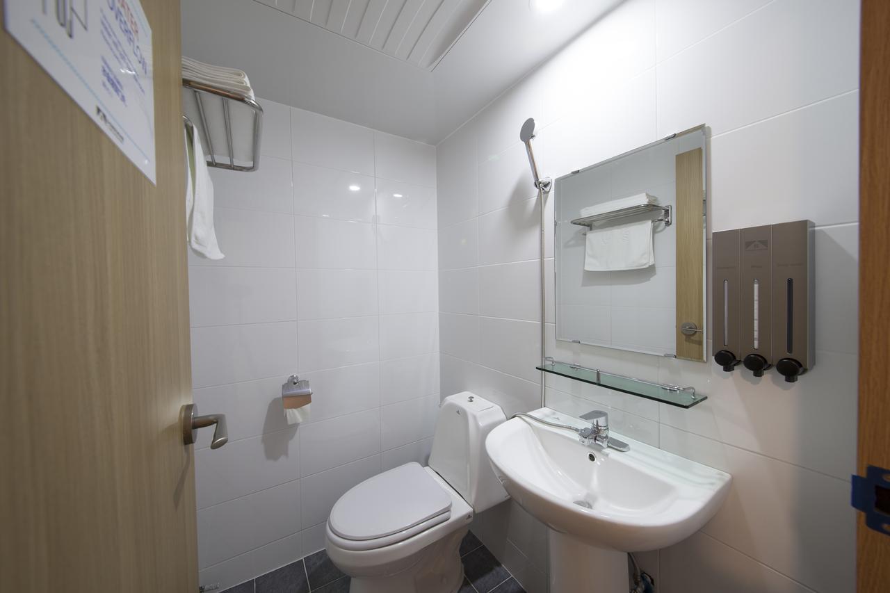 Cioharu Guesthouse Gwanganri Busan Bagian luar foto