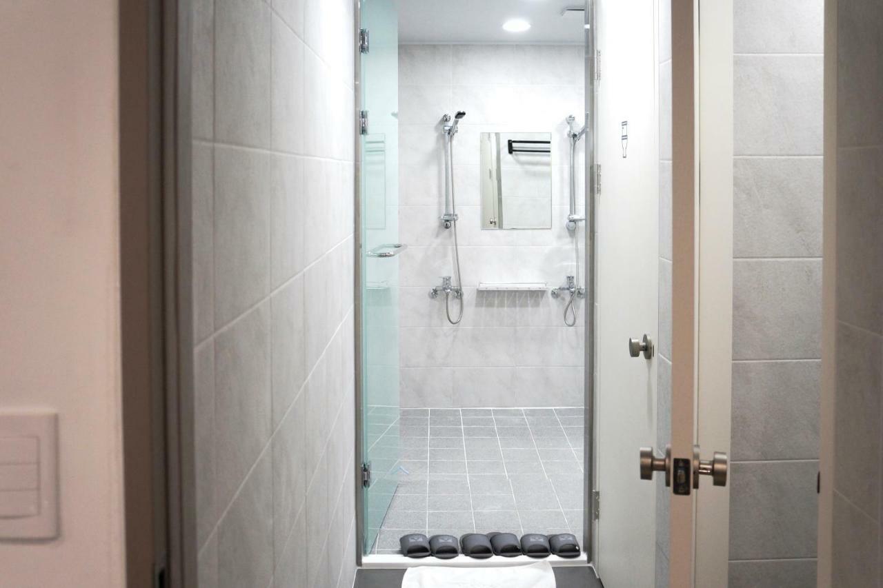 Cioharu Guesthouse Gwanganri Busan Bagian luar foto